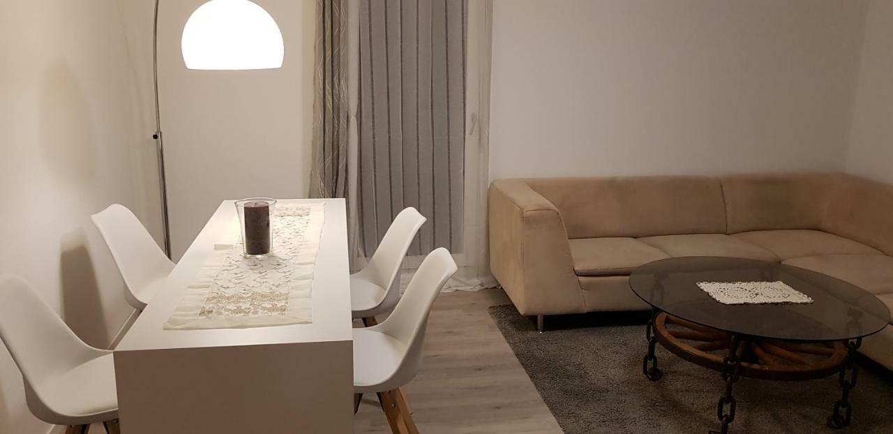 Outletcity Ferienwohnung Apartment 2 ميتسنغن المظهر الخارجي الصورة