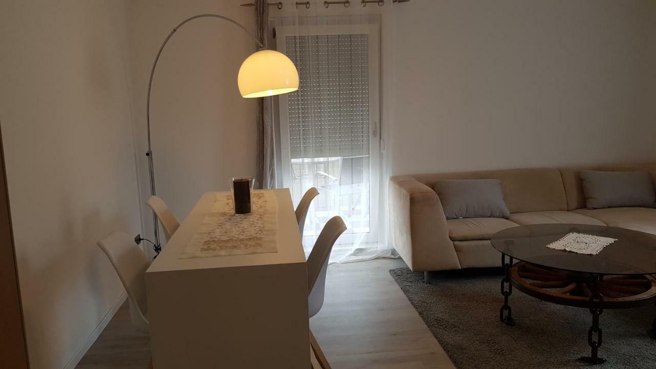 Outletcity Ferienwohnung Apartment 2 ميتسنغن المظهر الخارجي الصورة